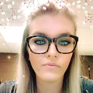 Meet your Posher, Amber